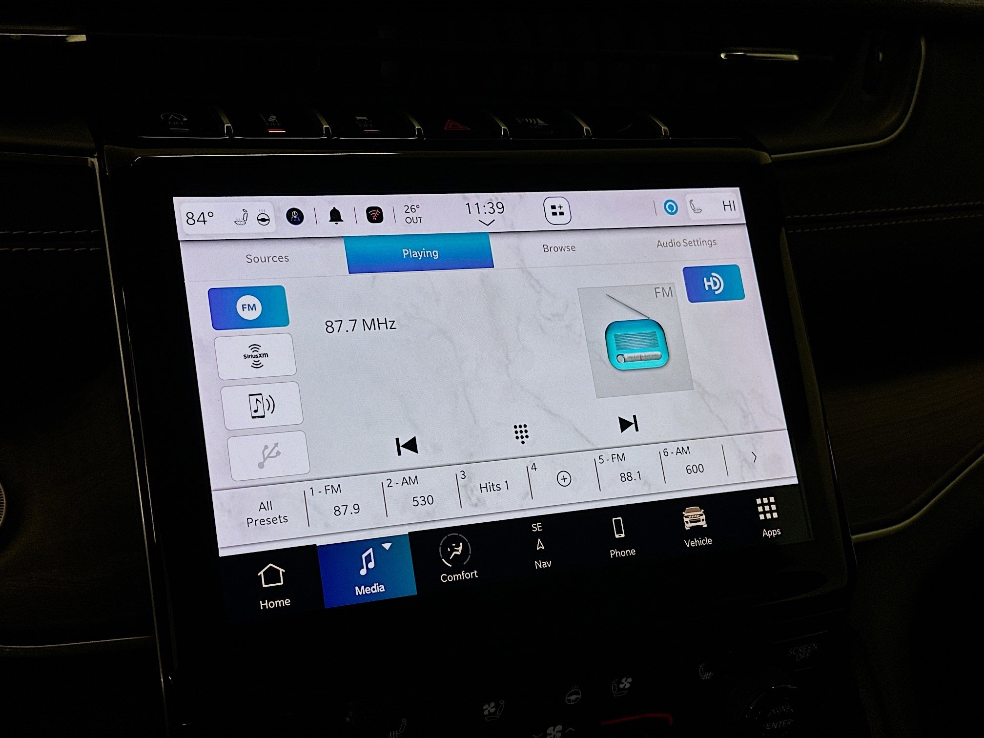 Used 2024 Jeep Grand Cherokee L Limited w/ Luxury Tech Group II image 21