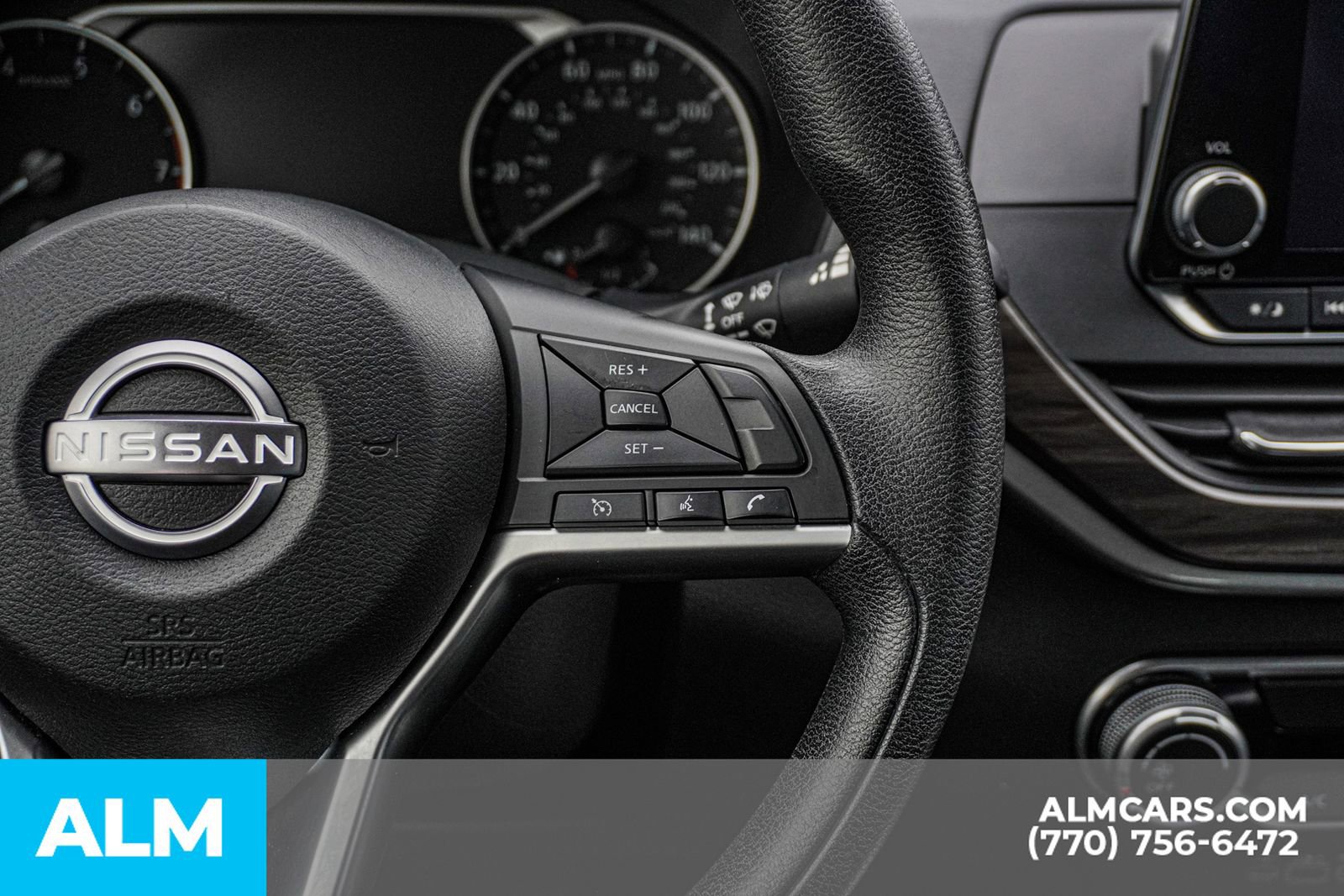 Used 2024 Nissan Altima 2.5 SV image 32