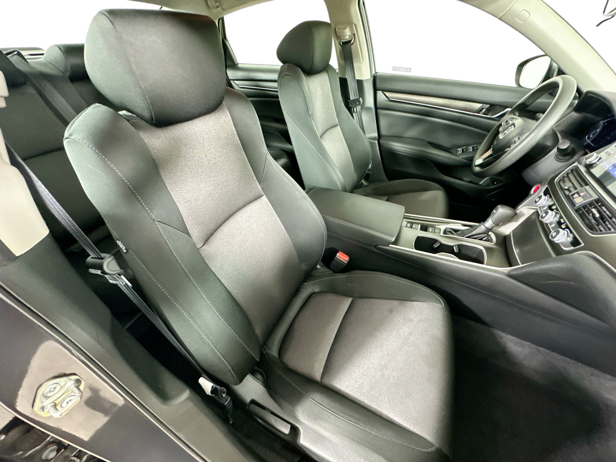 Used 2021 Honda Accord LX image 30
