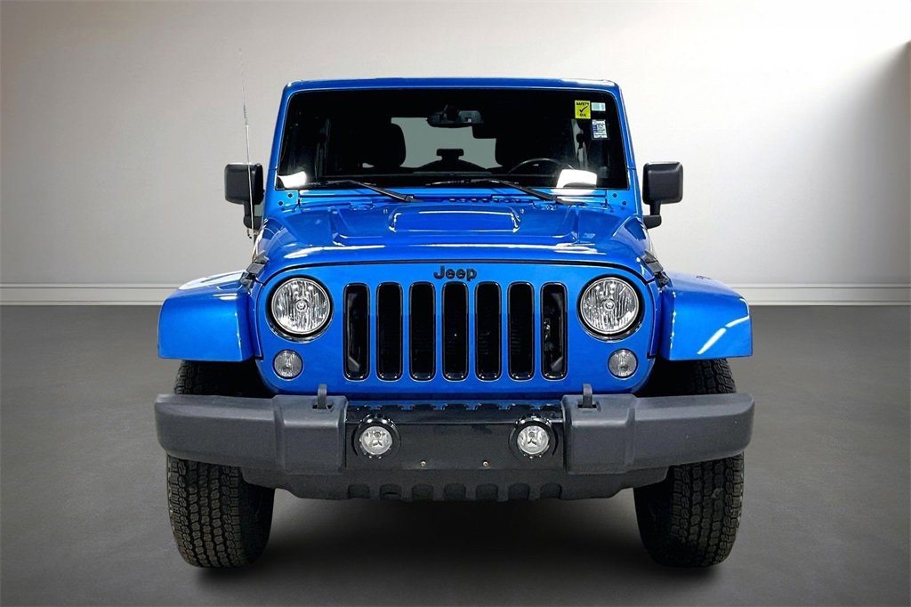 Used 2014 Jeep Wrangler Unlimited Sahara image 2