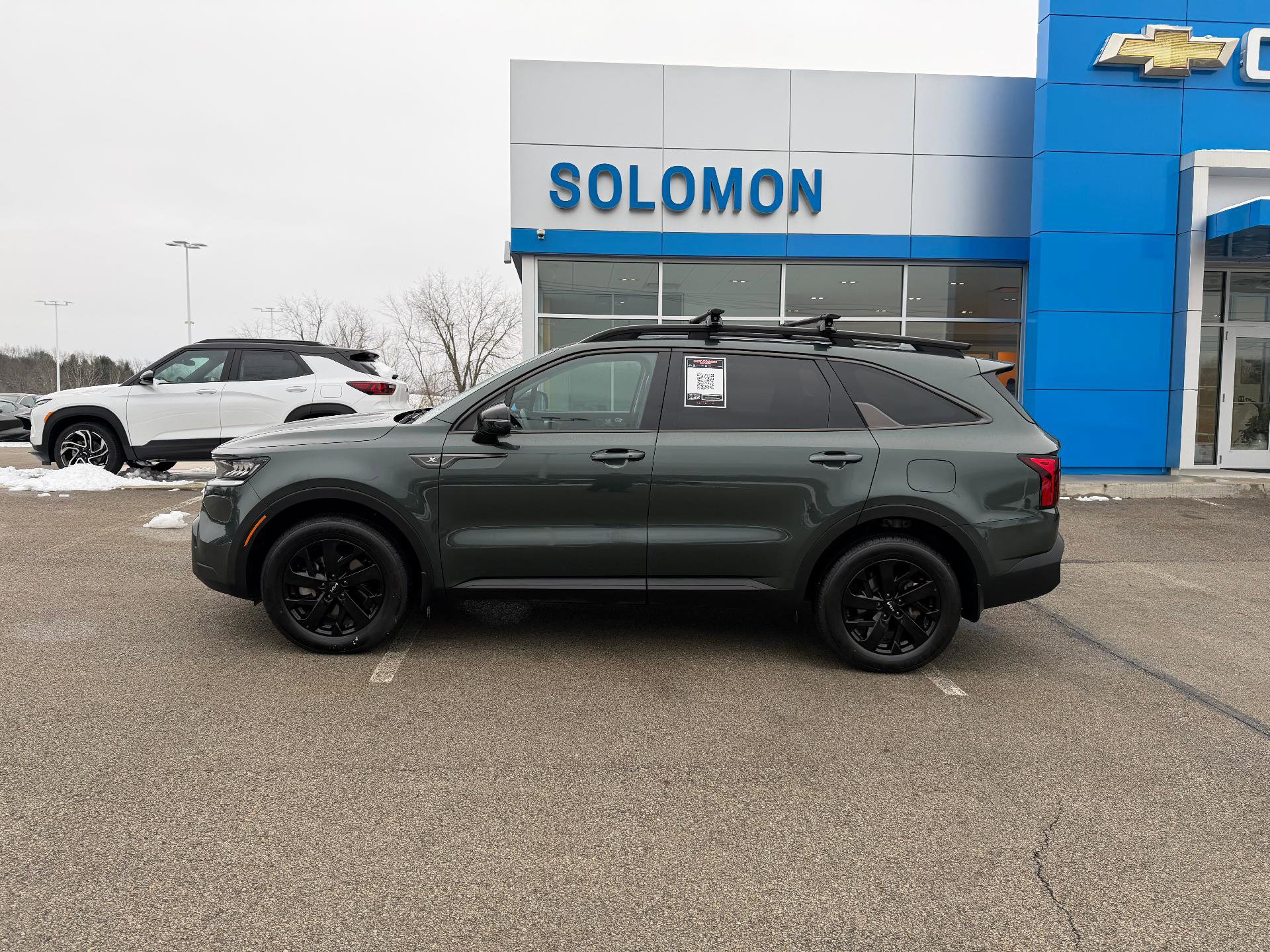 Used 2023 Kia Sorento S w/ Panoramic Sunroof Package image 2