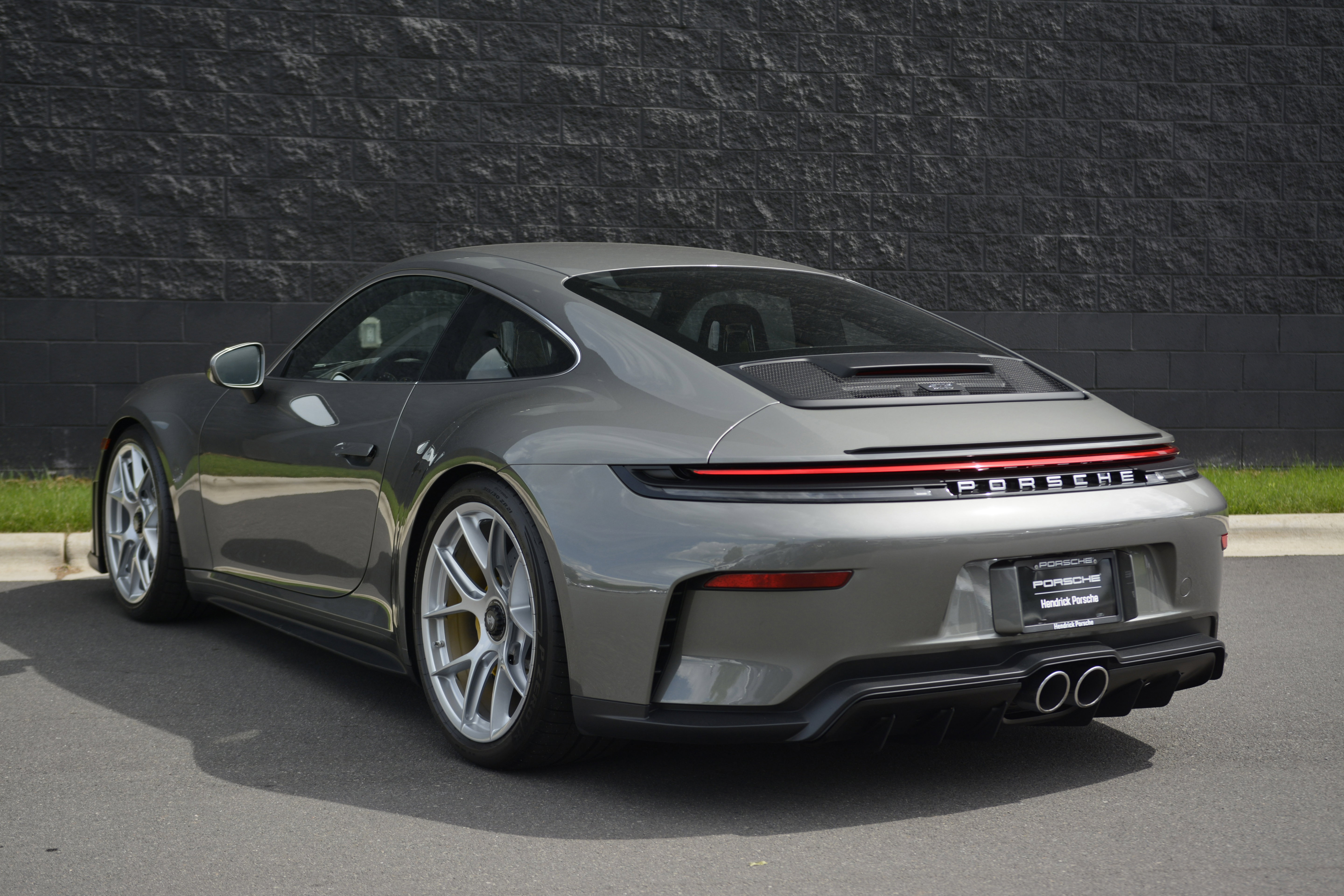 Certified 2026 Porsche 911 GT3 RWD image 3