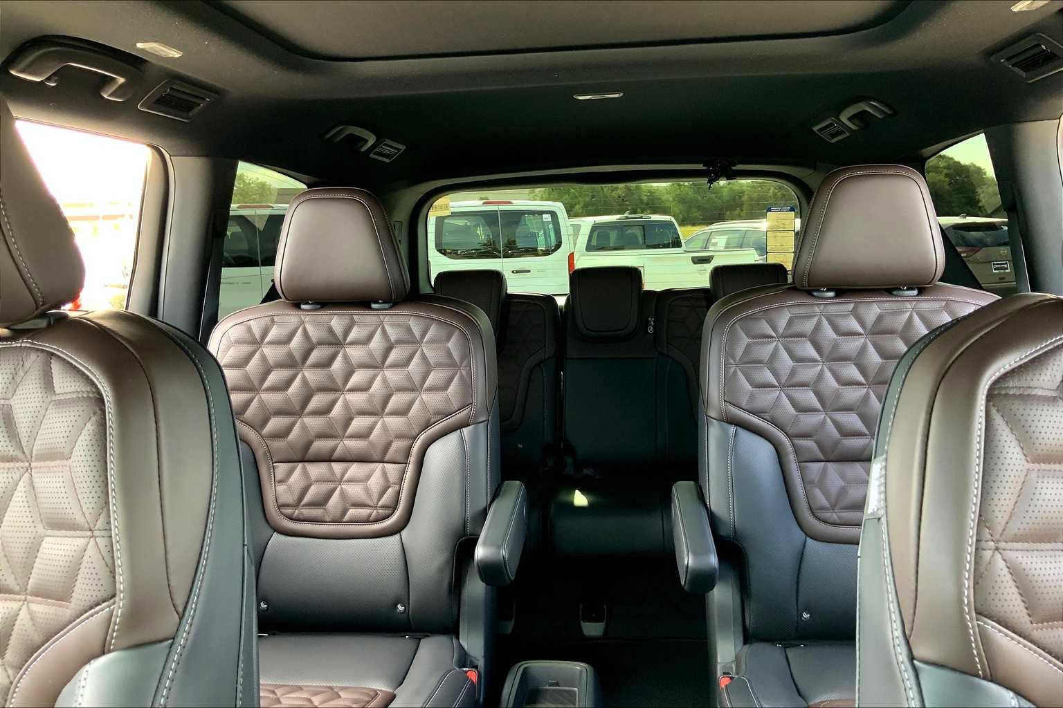 New 2025 Nissan Armada Platinum Reserve image 18