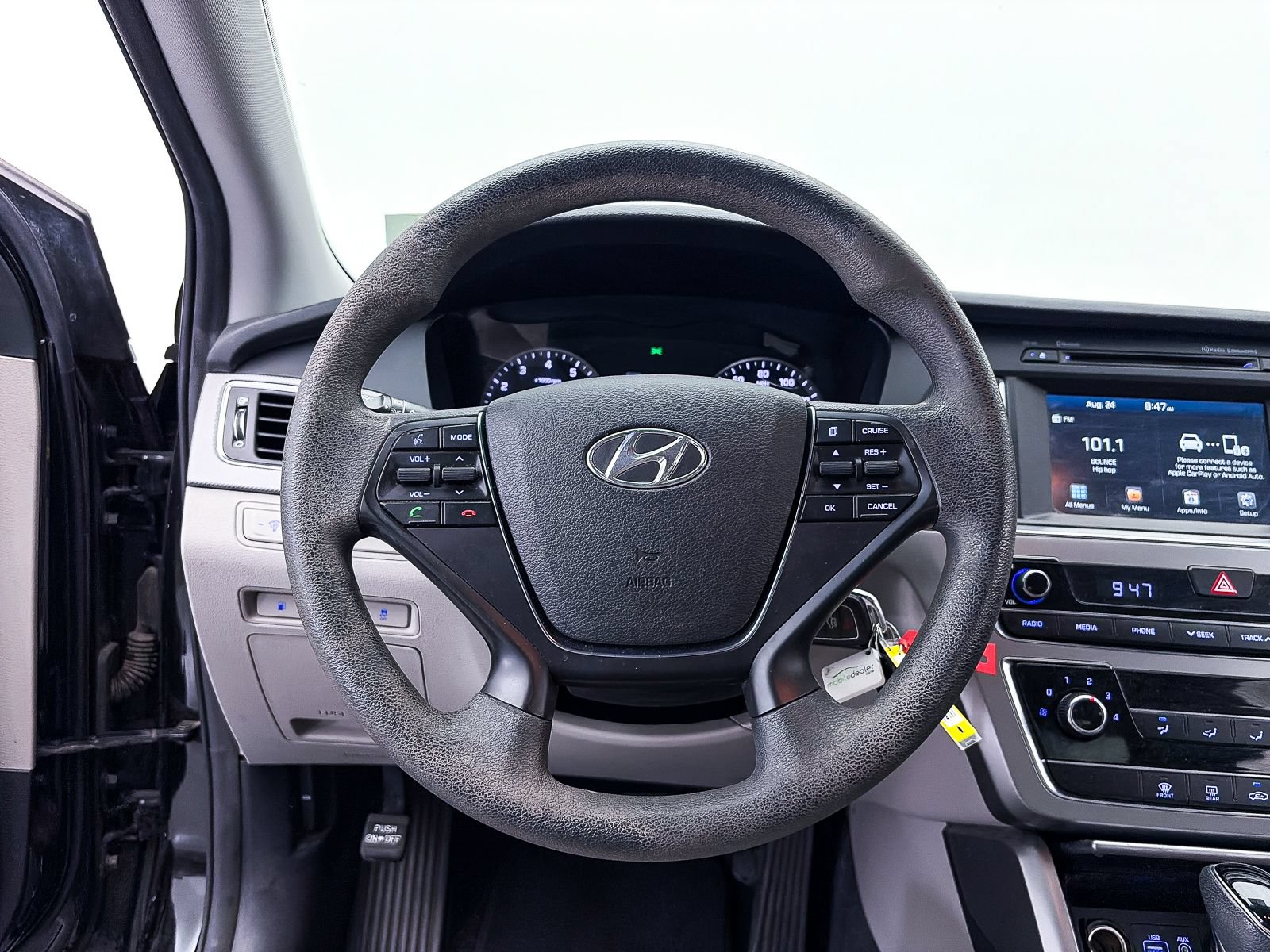 Used 2017 Hyundai Sonata SE FWD image 22