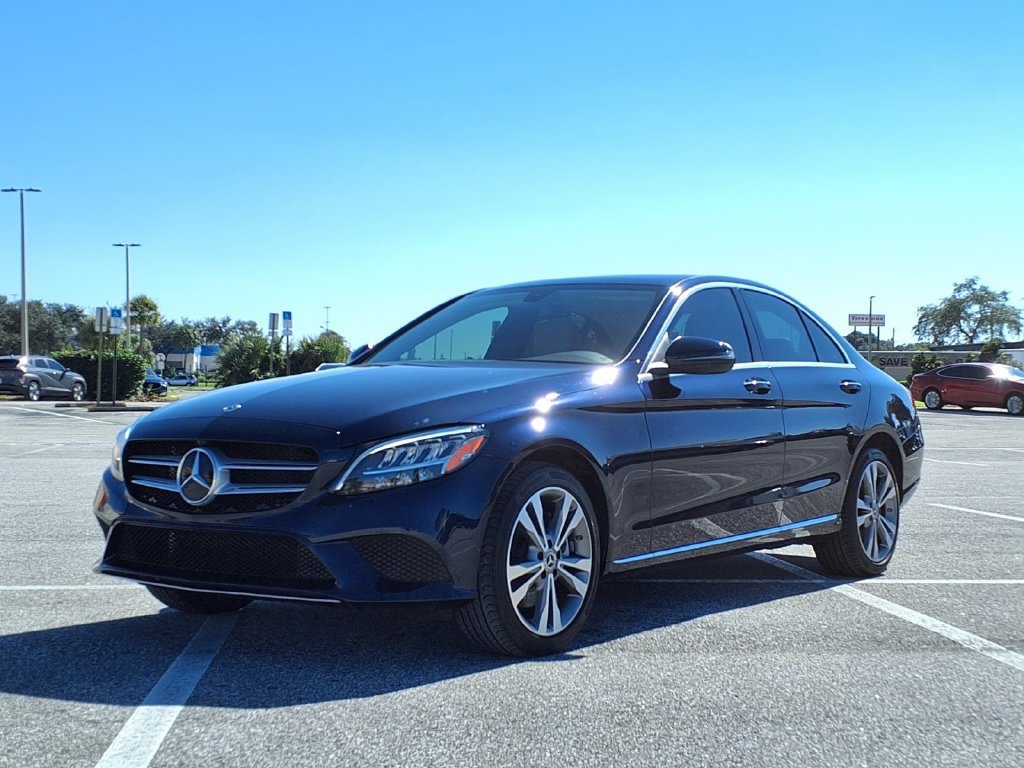Used 2021 Mercedes-Benz C 300 4MATIC Sedan image 3