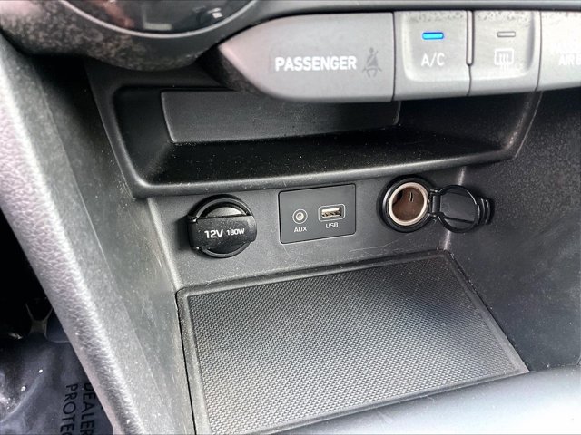 Used 2018 Hyundai Kona SE FWD image 26