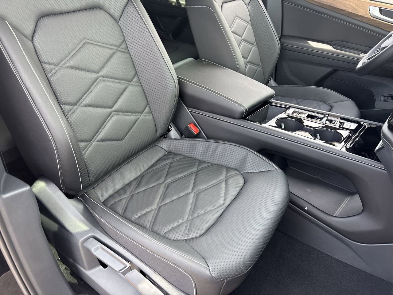 New 2026 Volkswagen Atlas SE image 7