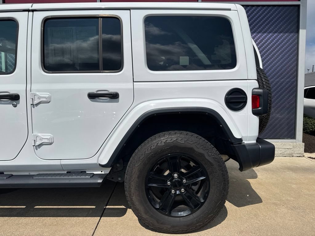 Used 2023 Jeep Wrangler Unlimited Sahara AWD/4WD image 14