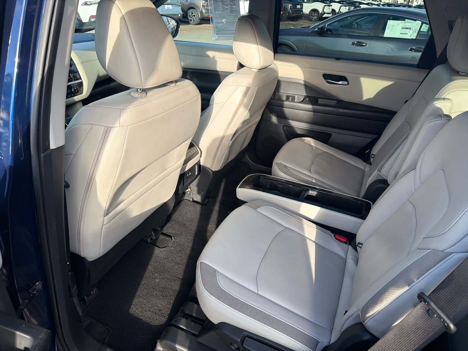Used 2023 Nissan Pathfinder SL w/ SL Premium Package AWD/4WD image 9