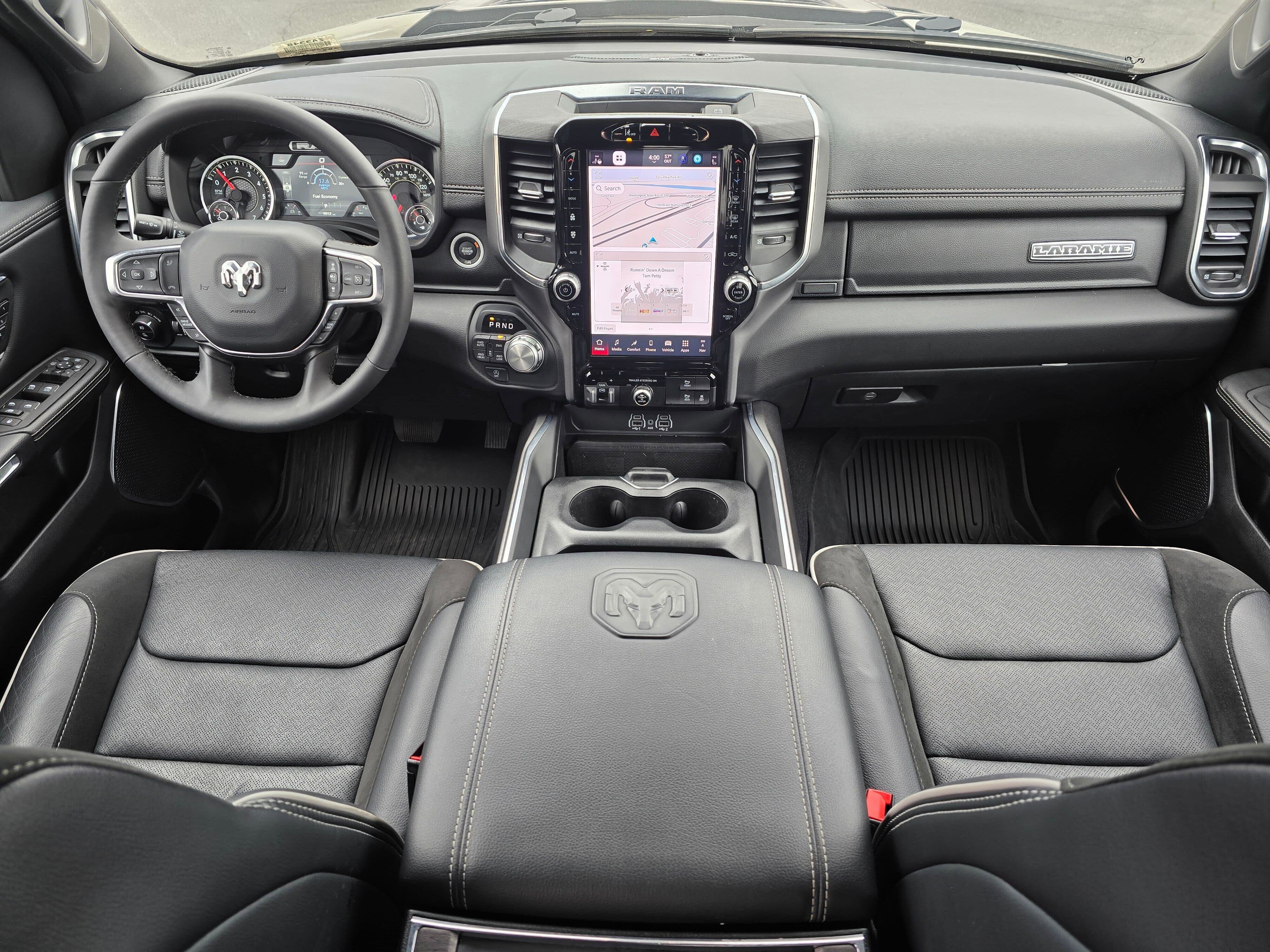 Used 2025 RAM 1500 Laramie w/ Sport Appearance Package image 10