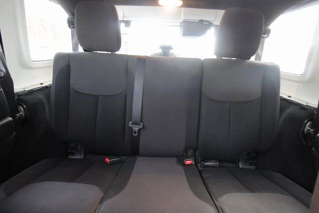 Used 2017 Jeep Wrangler Unlimited Sport image 4