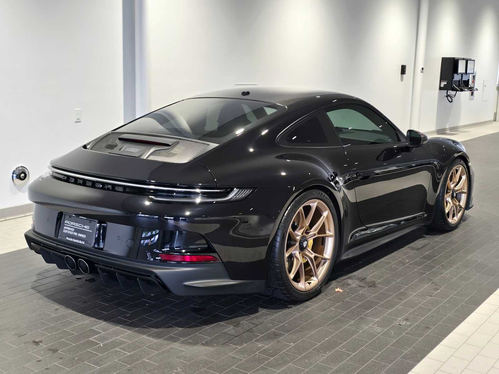 Used 2022 Porsche 911 GT3 RWD image 7