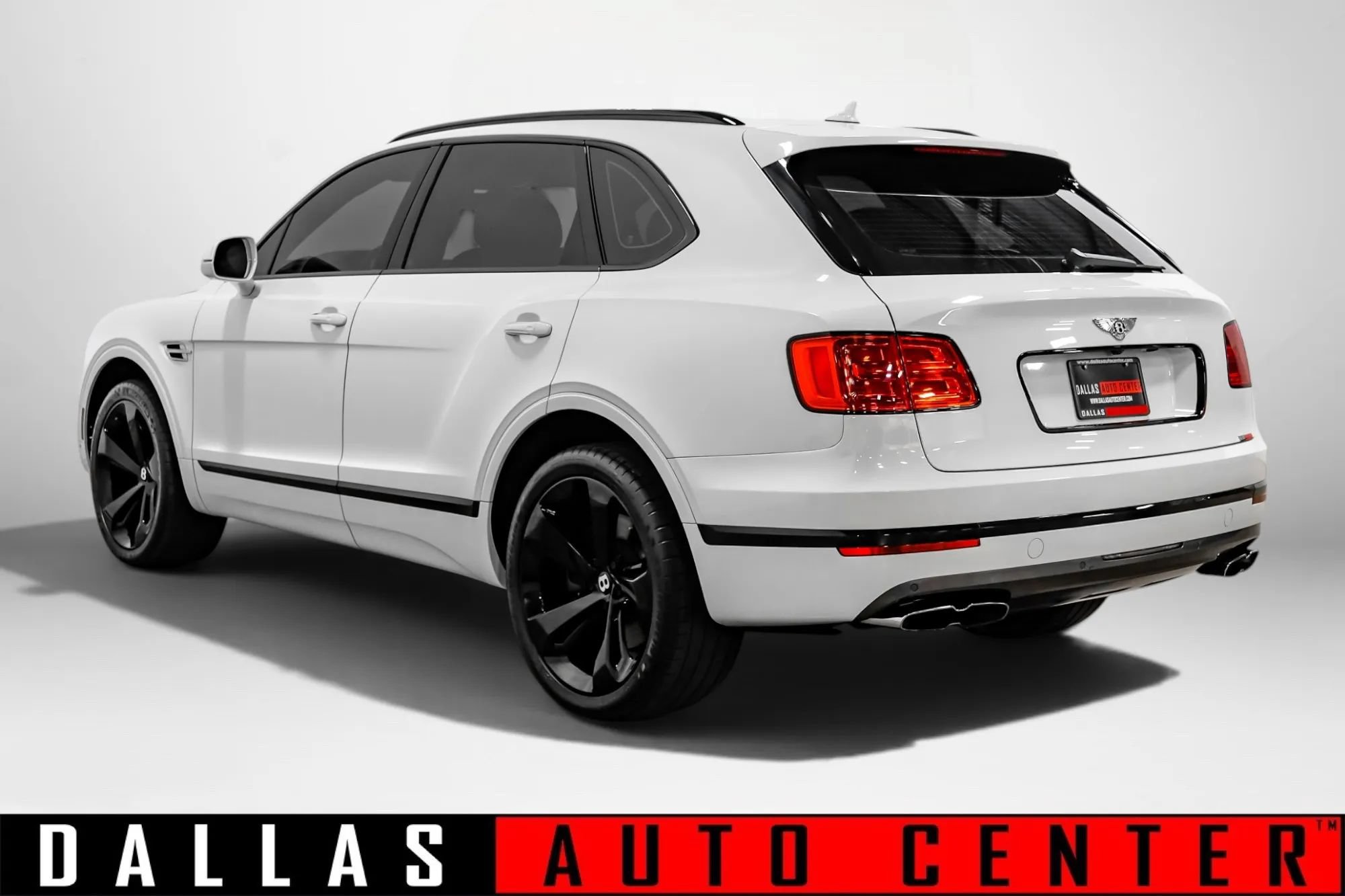 Used 2019 Bentley Bentayga AWD/4WD image 6