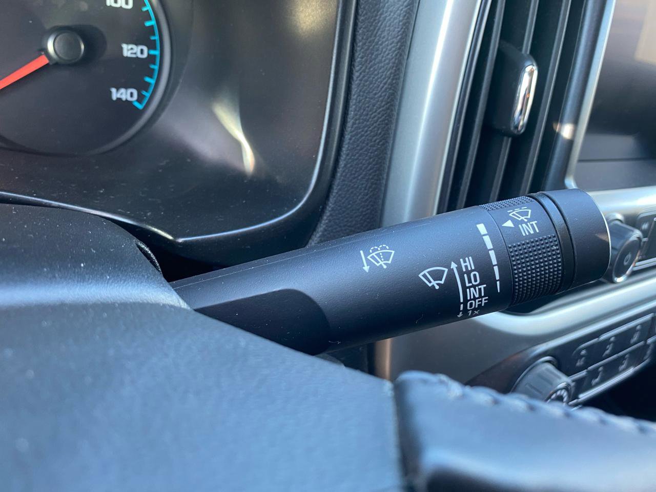 Used 2022 Chevrolet Colorado LT w/ Safety Package image 27