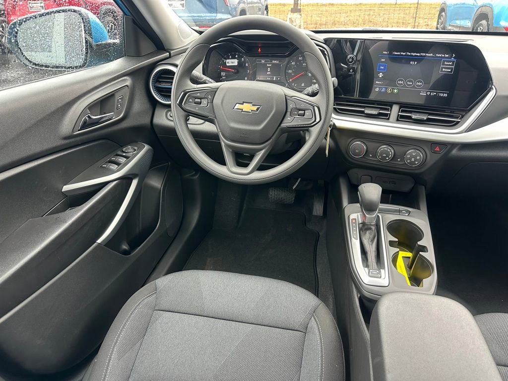 New 2026 Chevrolet Trax LS w/ LS Convenience Package image 17