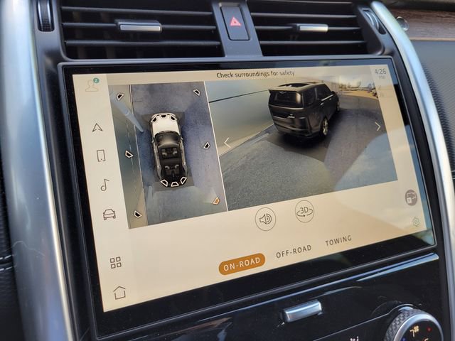 Used 2025 Land Rover Discovery Dynamic SE AWD/4WD image 37