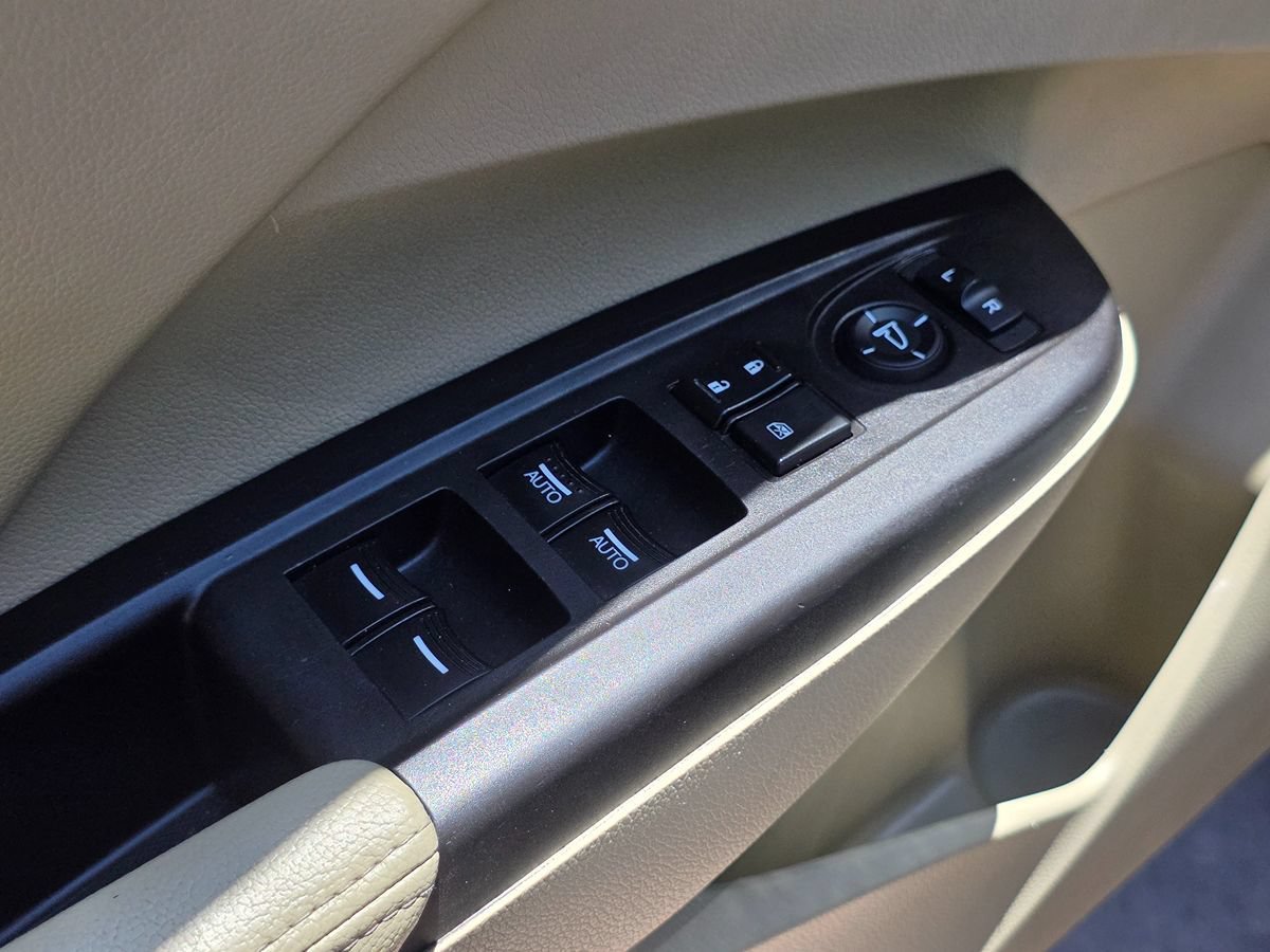 Used 2013 Acura RDX FWD image 28