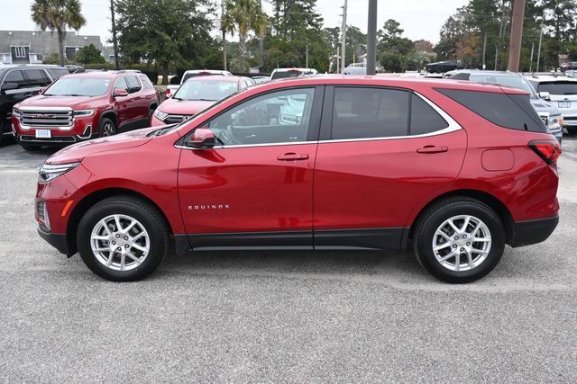 Used 2024 Chevrolet Equinox LT image 2