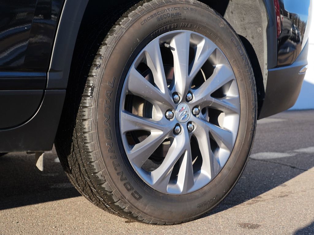 Used 2025 Buick Enclave Preferred AWD/4WD image 35