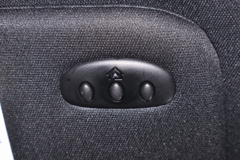 Certified 2023 Ford Edge ST-Line w/ Cargo Accessory Package image 38