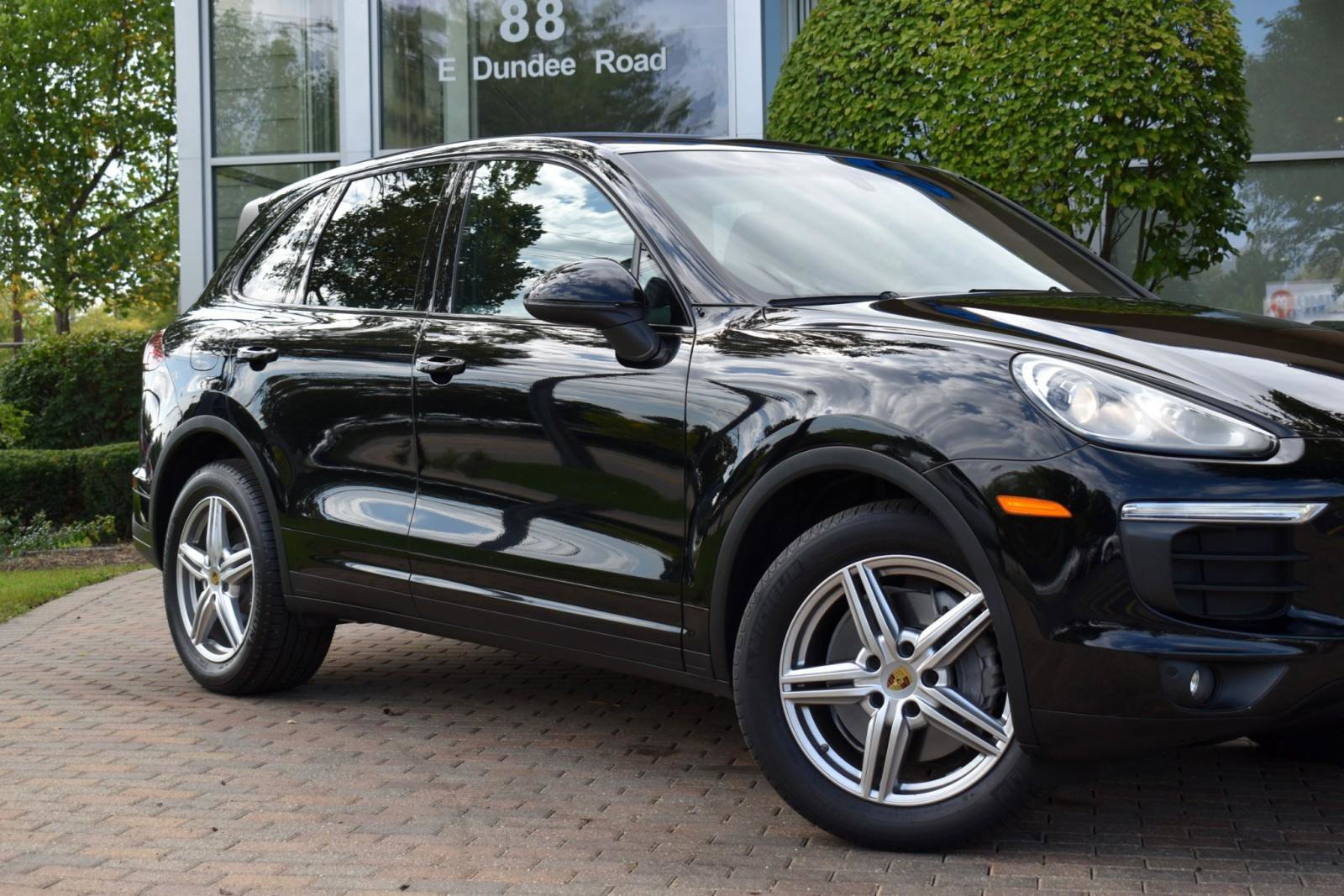 Used 2016 Porsche Cayenne image 3