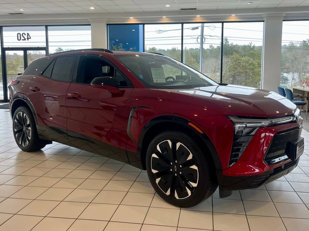 New 2025 Chevrolet Blazer EV RS RWD image 7