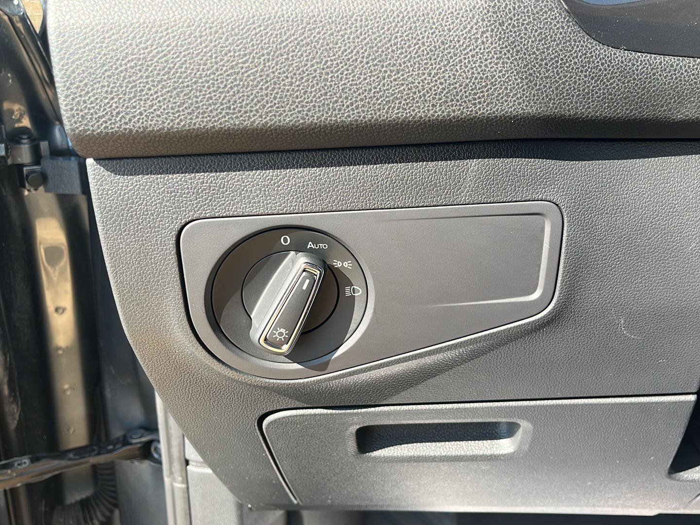 Used 2024 Volkswagen Tiguan Wolfsburg Edition image 13