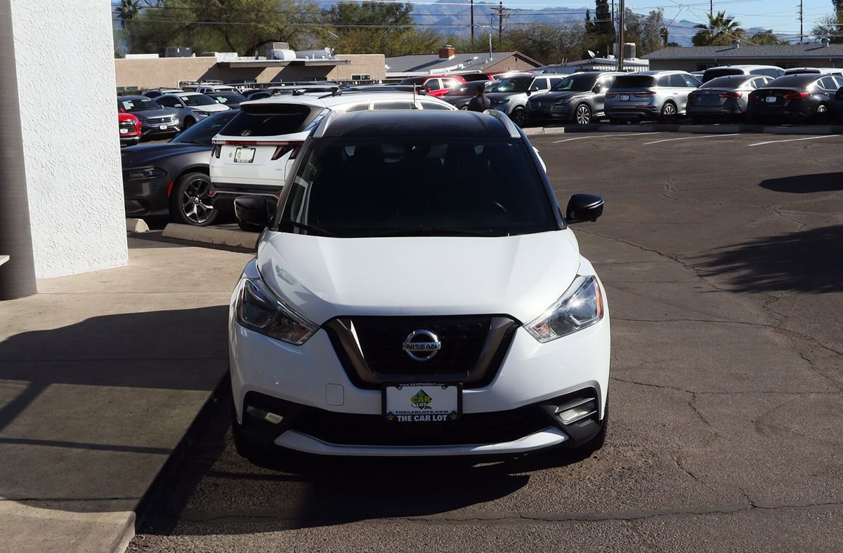 Used 2020 Nissan Kicks SR w/ SR Premium Package FWD image 15