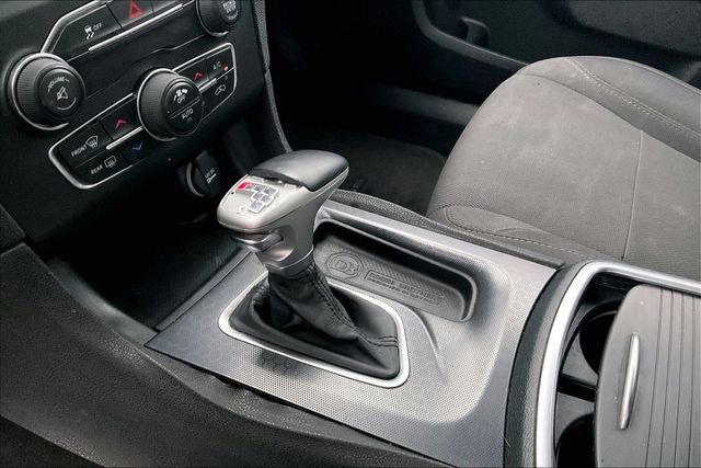 Used 2015 Dodge Charger SXT RWD image 17