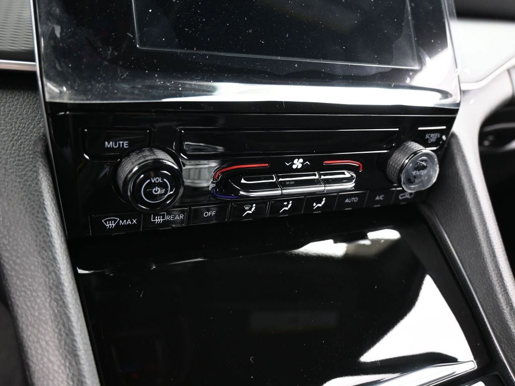 New 2026 Jeep Grand Cherokee L Laredo image 18