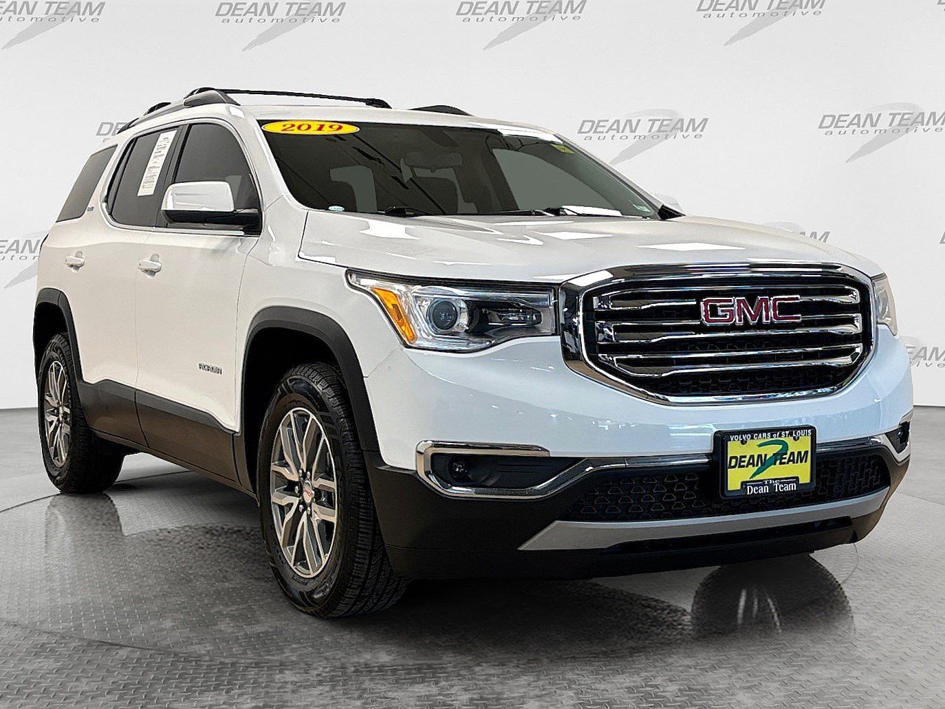 Used 2019 GMC Acadia SLE FWD image 3