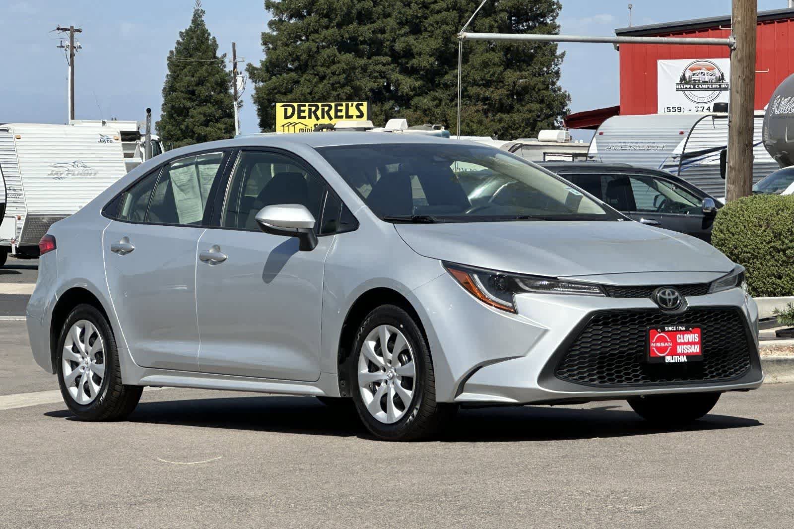 Used 2021 Toyota Corolla LE FWD image 10