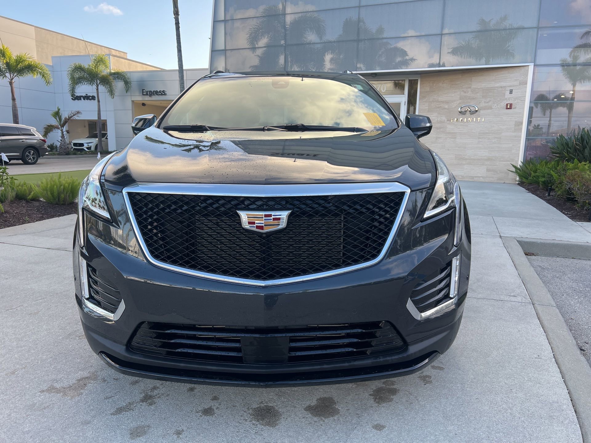 Used 2023 Cadillac XT5 Sportv w/ Technology Package image 4