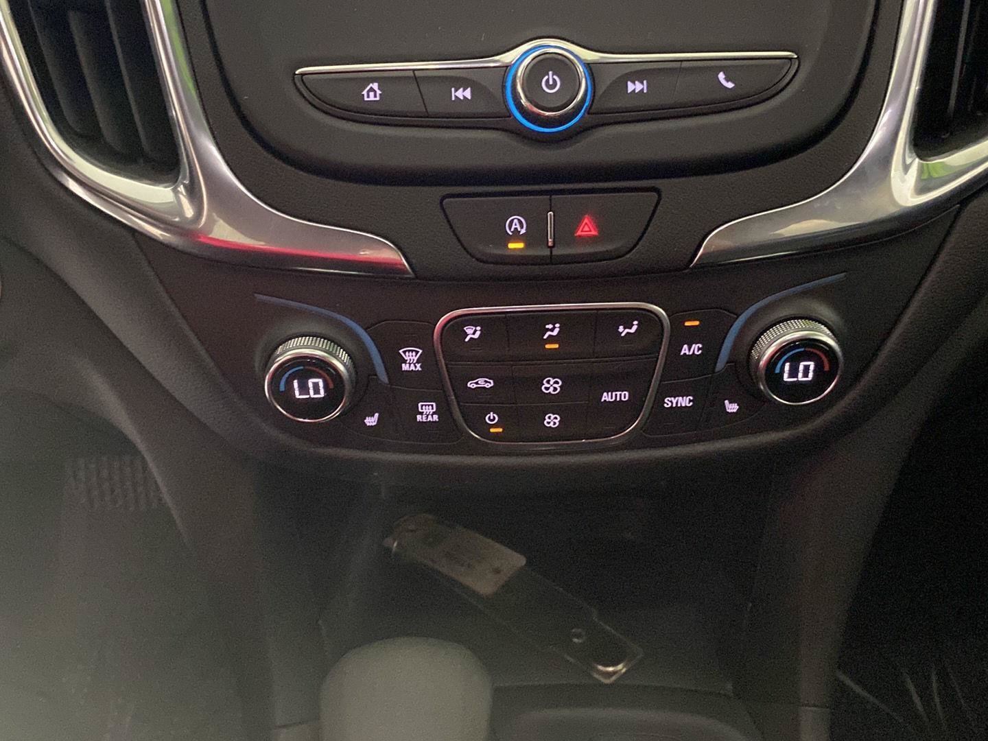 Used 2024 Chevrolet Equinox LT w/ LPO, Floor Liner Package FWD image 23