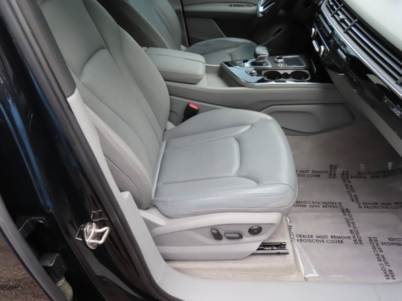 Used 2017 Audi Q7 3.0T Premium Plus AWD/4WD image 22