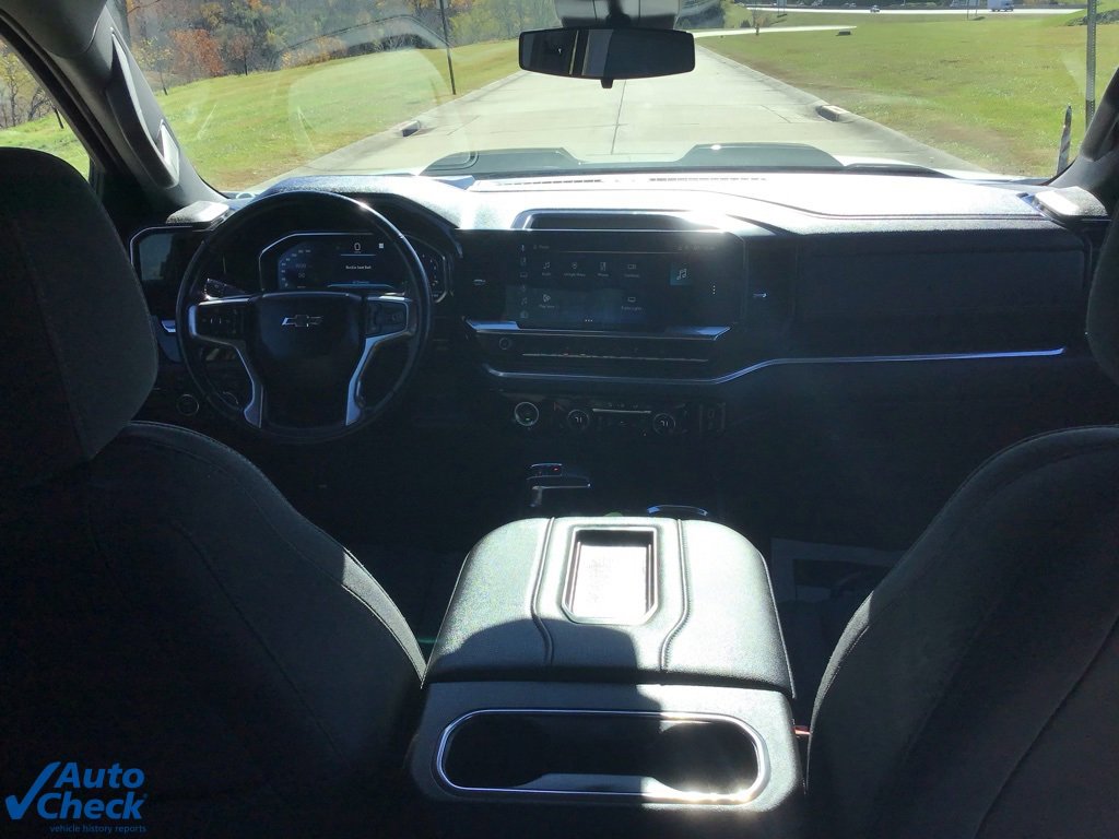 Used 2022 Chevrolet Silverado 1500 LT Trail Boss w/ Protection Package image 15