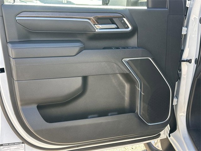 Used 2025 Chevrolet Silverado 3500 LT w/ Convenience Package image 21