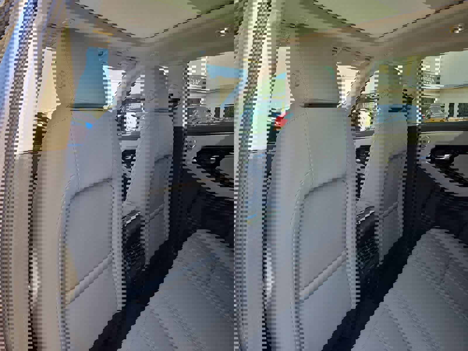 Used 2025 Land Rover Range Rover Evoque S AWD/4WD image 17