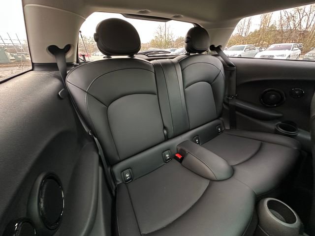 Used 2017 MINI Cooper S image 29