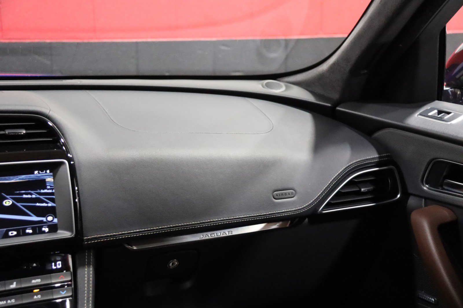 Used 2019 Jaguar F-PACE S image 61