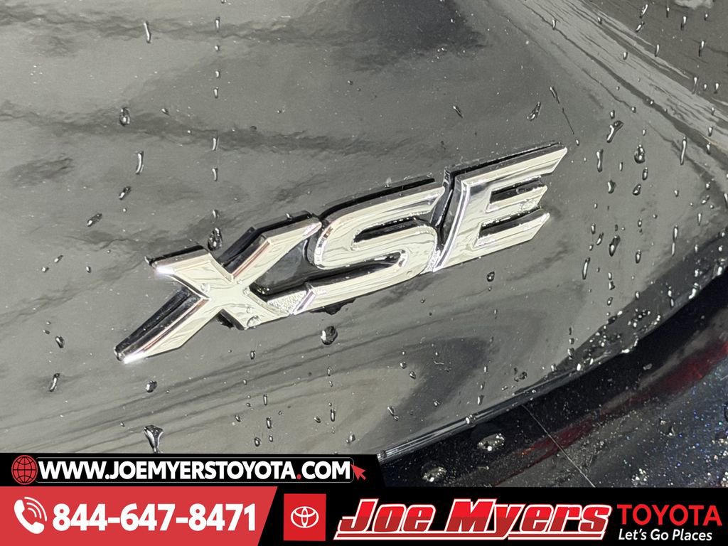 Used 2025 Toyota Camry XSE image 11