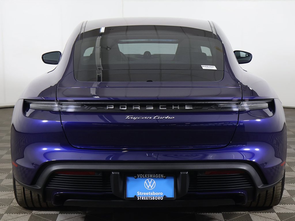 Used 2021 Porsche Taycan Turbo image 15