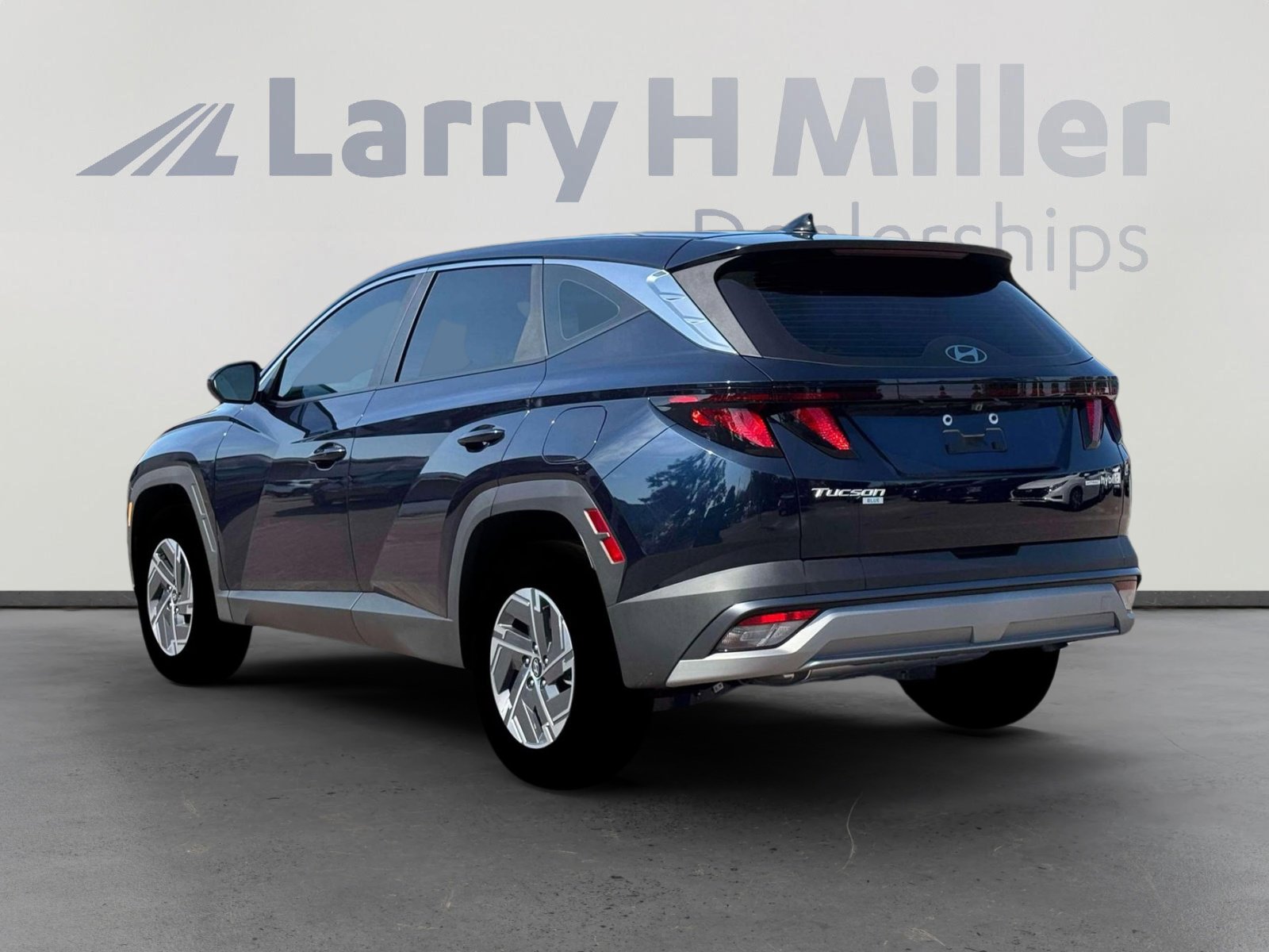 New 2026 Hyundai Tucson Blue SE AWD/4WD image 5