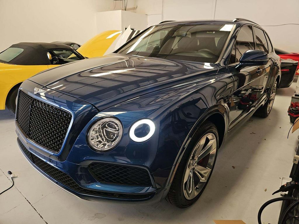 Used 2019 Bentley Bentayga image 1