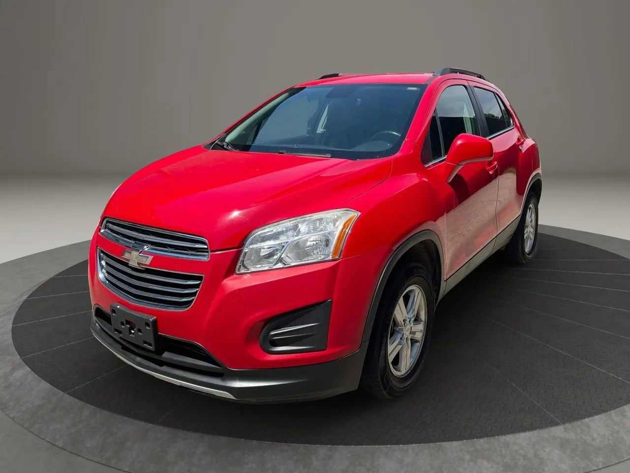 Used 2015 Chevrolet Trax LT w/ LT Plus Package AWD/4WD image 1