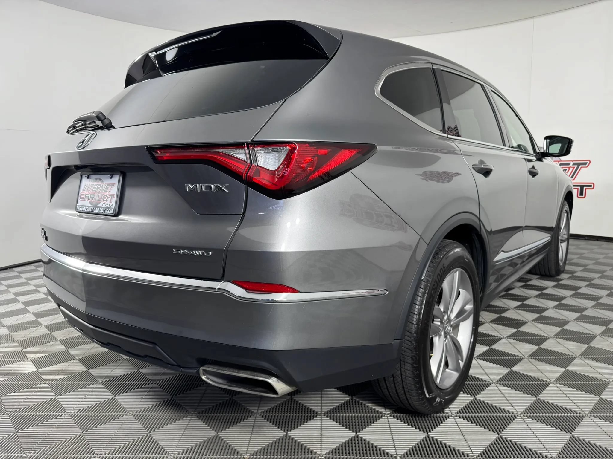 Used 2024 Acura MDX SH-AWD image 32