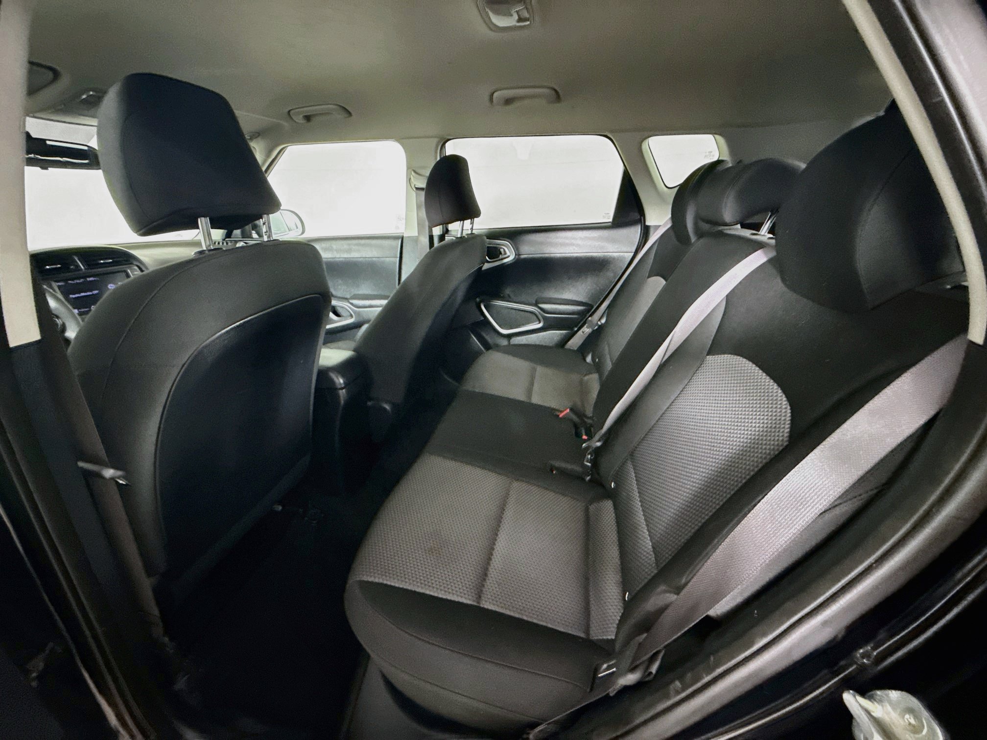 Used 2022 Kia Soul LX FWD image 27