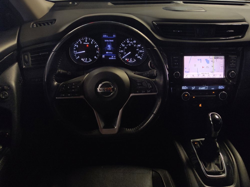 Used 2018 Nissan Rogue SL image 22