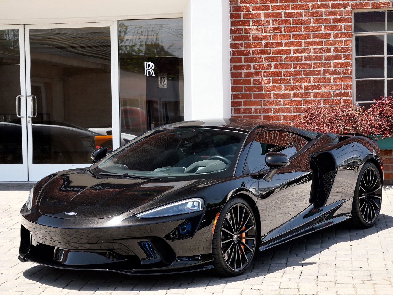 Used 2023 McLaren GT RWD image 14