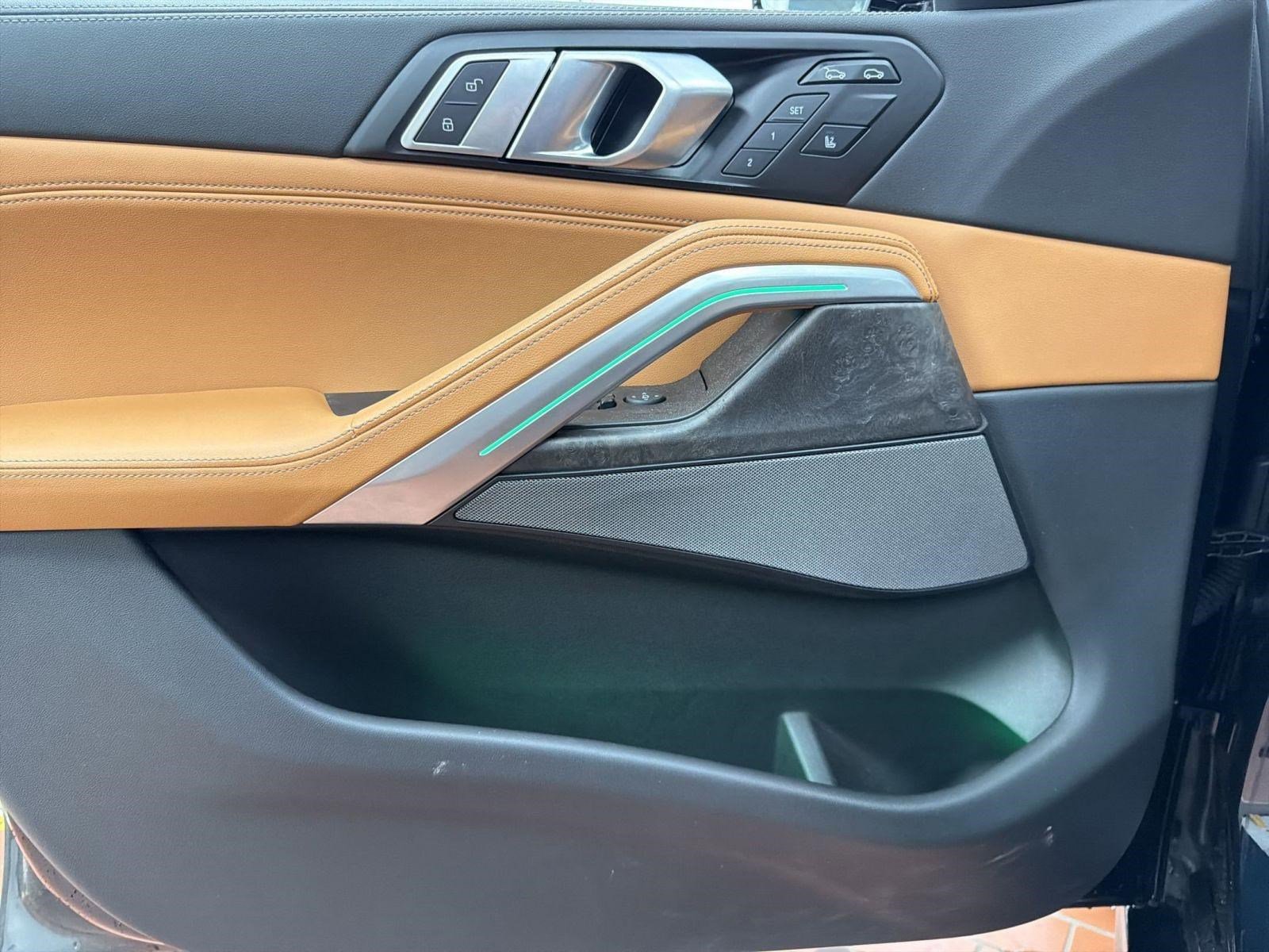 Certified 2024 BMW X6 xDrive40i w/ Executive Package image 13